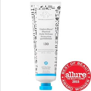 Drunk Elephant Umbra Sheer Daily Sunscreen